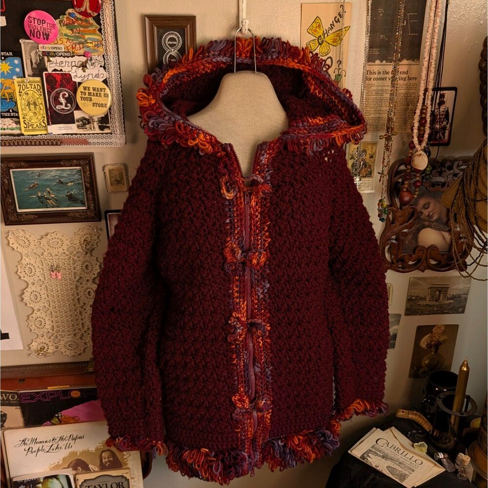 Crochet Hooded Chunky Knit Jacket Women's Medium Burgundy